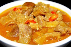 Ăn vặt Phá Lấu Bò - Nguyễn Văn Nghi