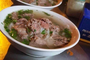 Ăn vặt Phở Bò & Gà - Ngõ Hòa Bình 1