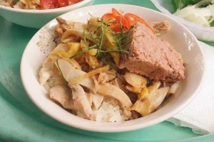 Ăn vặt Phở Gà & Xôi Các Loại - Lương Văn Can