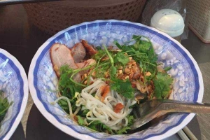 Ăn vặt Phở Tíu Bà Phương - Hàng Chiếu