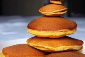 Ăn vặt Phú - Bánh Doramon