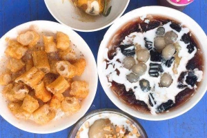 Ăn vặt Phương Còi - Cháo Sườn & Chè