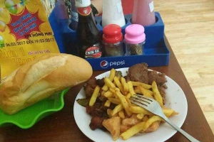 Ăn vặt Phương Đức - Bánh Mì Hàm Long