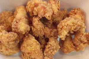 Ăn vặt Phương - Gà Rán & Khoai Lắc