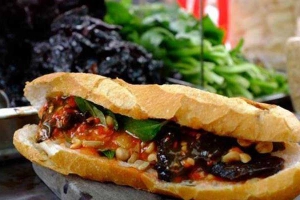 Ăn vặt Phương Liên - Bánh Mì & Gỏi Khô Bò