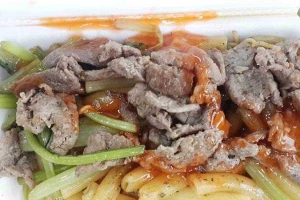 Ăn vặt Phượng - Nui Xào Bò & Bột Chiên - Giao Hàng Tận Nơi