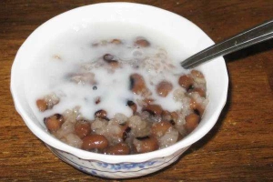 Ăn vặt Phương Nhi - Chè & Sinh Tố
