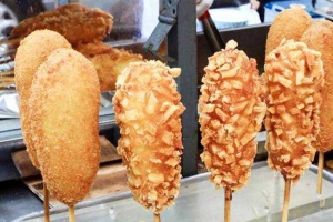 Ăn vặt Pon's Hotdog