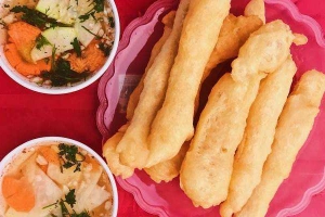 Ăn vặt Quán Anh Híp - Quẩy Nóng & Bánh Batiso