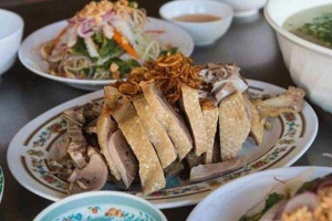 Ăn vặt Quán Bà Năm - Cháo & Gỏi Vịt