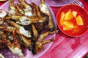 Ăn vặt Quán Cây Đa - Chân Gà Nướng