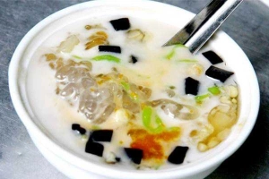 Ăn vặt Quán Chè Huế - Cách Mạng Tháng 8
