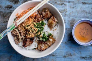 Ăn vặt Quán Chị Tuyền - Cơm Tấm & Bún Thịt Nướng