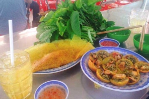 Ăn vặt Quán Cô Tư - Bánh Xéo Tháp Bà