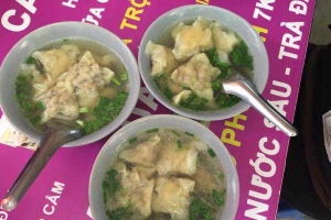 Ăn Vặt Quán - Đại Học Thương Mại