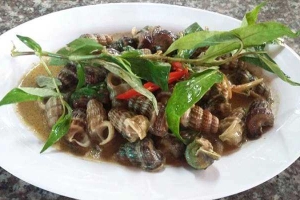 Ăn vặt Quán Ốc Bình Dân - Vũ Huy Tấn