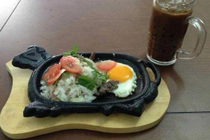 Ăn vặt Quán Song Lâm - Bánh Mì Chảo