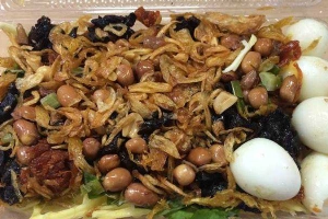 Ăn vặt Bánh Tráng Trộn Cô Thảo