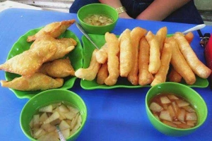 Ăn vặt Quẩy Nóng, Bánh Gối - Nguyễn Lương Bằng