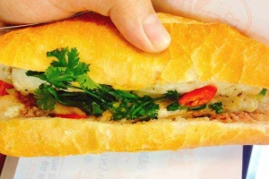 Ăn vặt Quỳnh Anh - Bánh Mì & Xôi