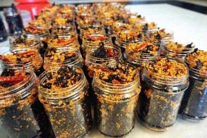 Ăn vặt Rong Biển Cháy Tỏi
