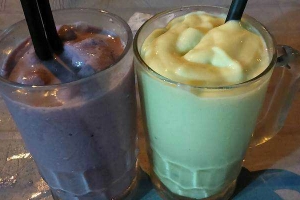 Ăn vặt Sinh Tố Đêm Ngã Ba