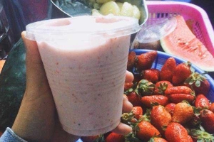 Ăn vặt Sinh Tố Nguyệt Hồng - Chùa Bộc