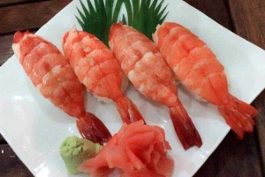 Ăn vặt Street Sushi - Lê Văn Lương