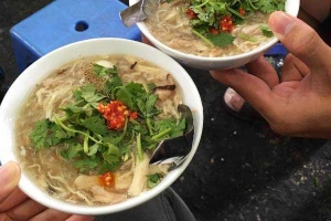 Ăn vặt Súp Cua Hạnh Chợ Tân Định