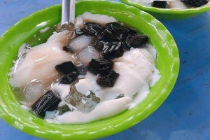 Ăn vặt Tào Phớ & Chè Đỗ Đen - Giảng Võ