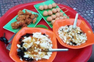 Ăn vặt Tào Phớ Dốc Cẩm