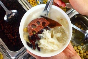 Ăn vặt Hoa Quả Dầm - Trần Hưng Đạo