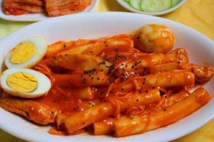 Ăn vặt Tèobokki - Huỳnh Thiện Lộc