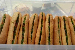 Ăn vặt Thanh Ngân - Bánh Mì Que
