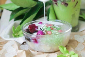 Ăn vặt Thế Giới Chè & Quà Vặt