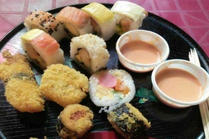 Ăn vặt The Naka Sushi - Sushi Viên