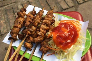 Ăn vặt Thịt Xiên - Nguyễn Ngọc Vũ