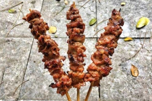 Ăn vặt Thịt Xiên Nướng - Ngõ Nguyễn Hữu Huân
