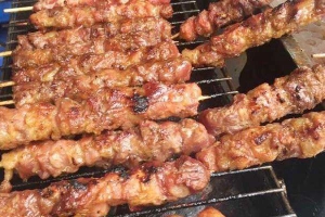 Ăn vặt Thịt Xiên Nướng - Ngô Thì Nhậm