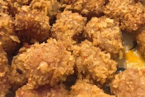 Ăn vặt Tiểu Đan - Gà Lắc & Nem Chua Rán
