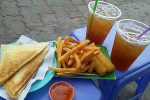 Ăn vặt Trà Chanh Hotdog Hàng Xanh