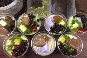 Ăn vặt Trà Sữa Nhà Làm - Cách Mạng Tháng 8