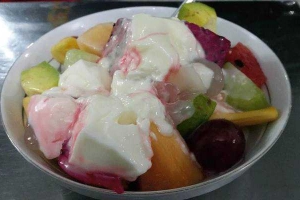 Ăn vặt Trái Cây & Sinh Tố - Lê Thúc Hoạch
