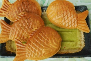 Ăn vặt Trúc Lâm - Hot Dog, Bánh Cá Taiyaki & Xôi Chè