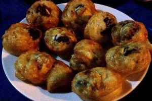 Ăn vặt Trứng Cút Lộn Chiên Bơ