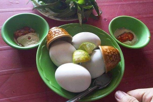 Ăn vặt Trứng Lộn O Huệ