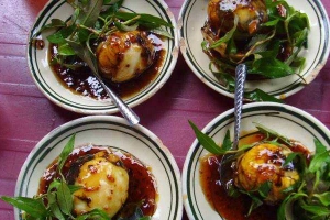 Ăn vặt Trứng Vịt Lộn Bình Dân