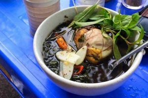 Ăn vặt Trứng Vịt Lộn Ngải Cứu - Chợ Hà Đông