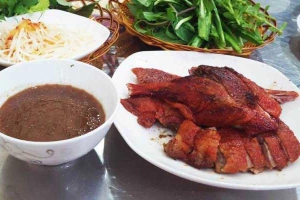 Ăn vặt Vịt Quay Lá Mắc Mật - Phan Ngữ