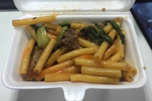 Ăn vặt Xe Hàng Rong Của Mẹ - Nui Xào & Bún Xào